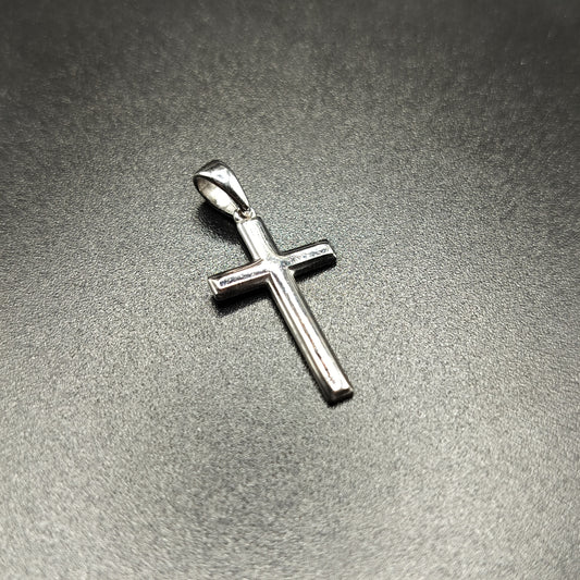 925 Sterling Silver Small Cross Pendant - SOP00131