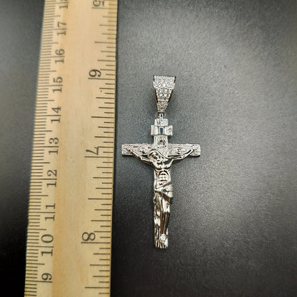 925 Sterling Silver Wooden Crucifix Pendant